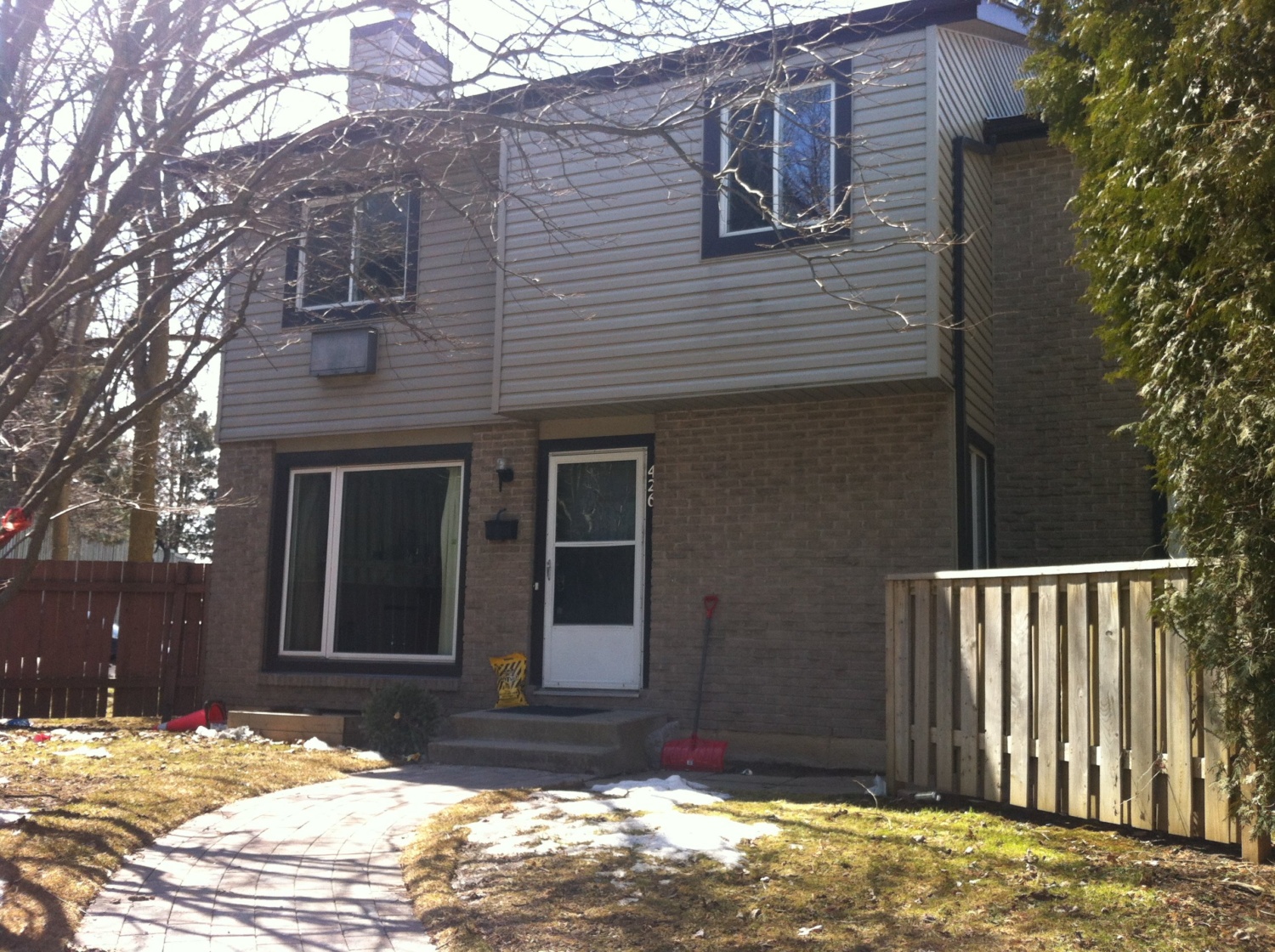 426 Scottsdale Dr, Guelph