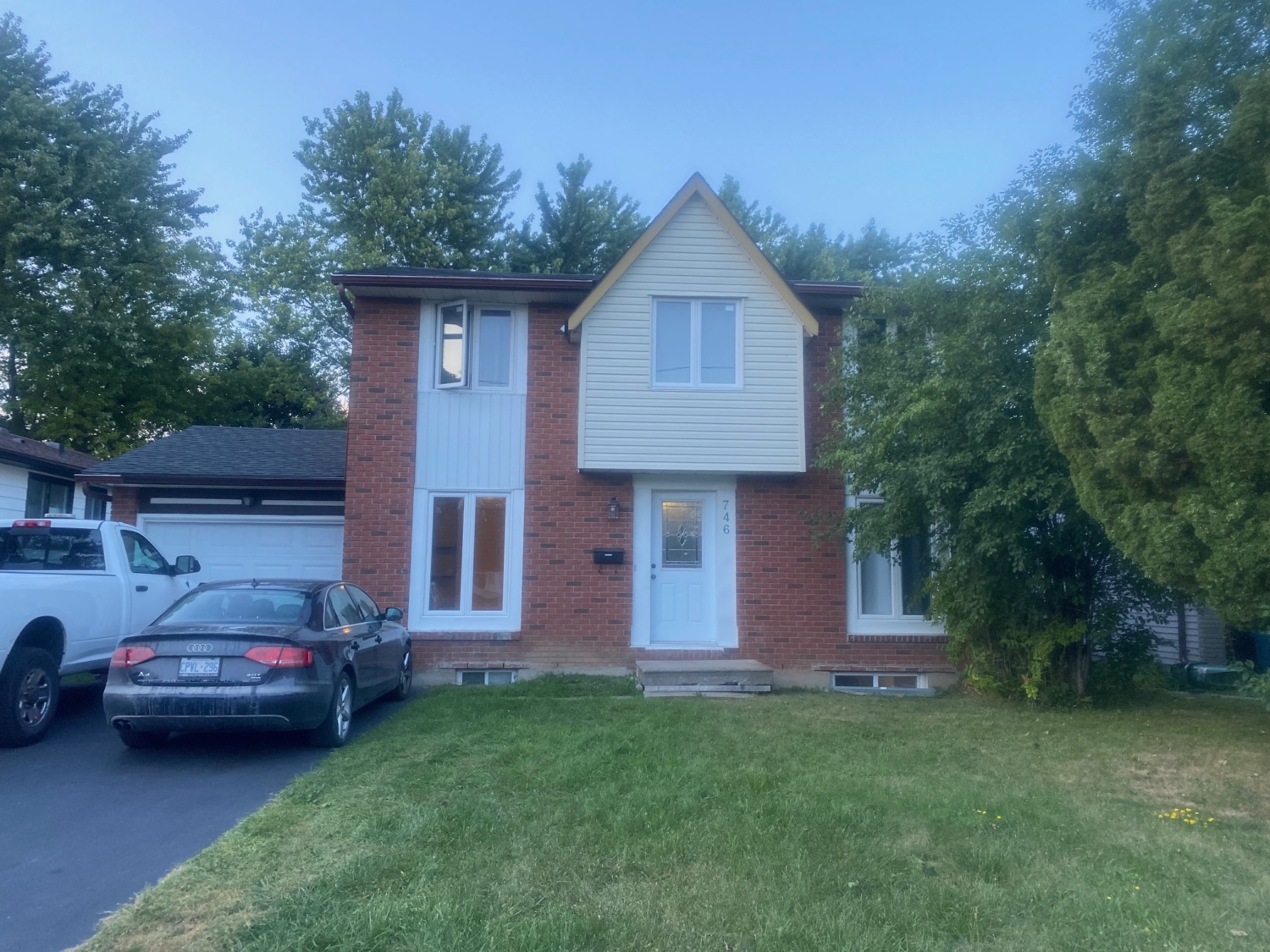 746 Scottsdale Dr, Guelph